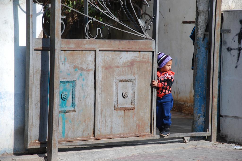 Juha'S Guesthouse - Zarqa Bay Jisr ez Zarqa Kültér fotó